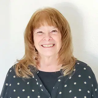 Donna Hislop  headshot | midvalleyhealthcare